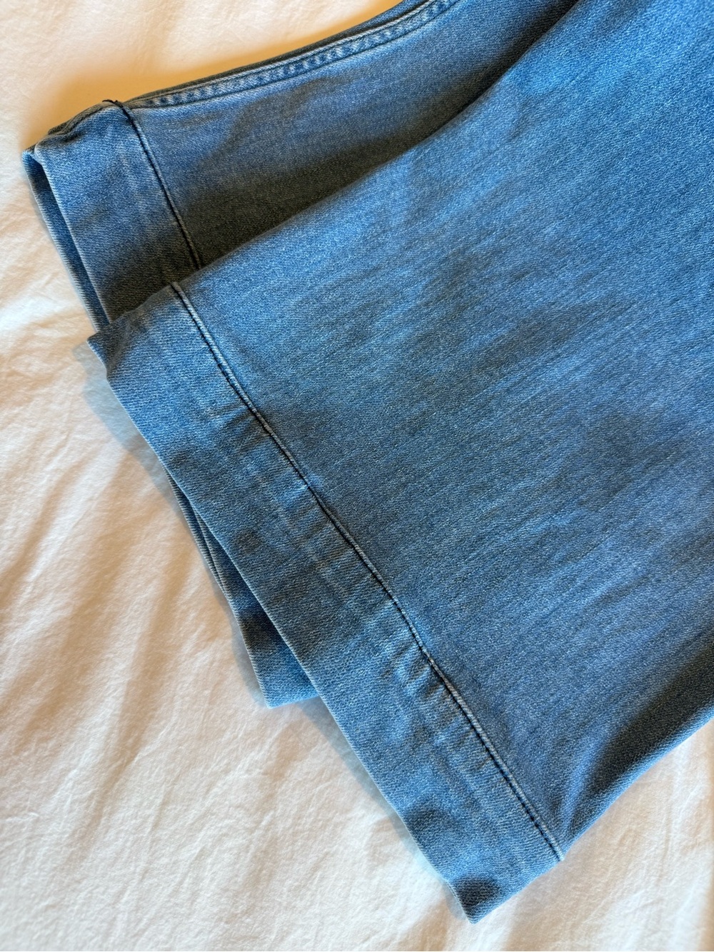 Pilcro and the Letterpress Light Blue Stretch Wide-Leg Jeans. Size:30 - Picture 12 of 12
